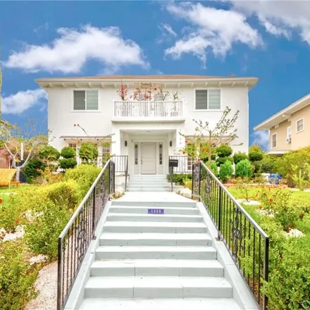 Buy this 5 bed house on 1028 South Wilton Place in Los Angeles, CA 90019