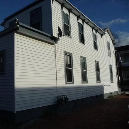 Image 7 - 426 London Street, Portsmouth, VA 23704, USA - House for sale