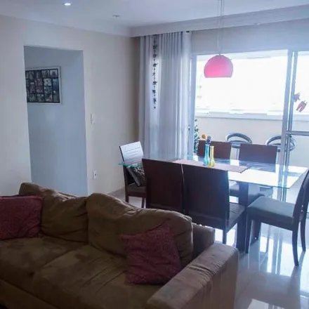 Rent this 3 bed apartment on Rua São Francisco de Assis in Centro, Diadema - SP