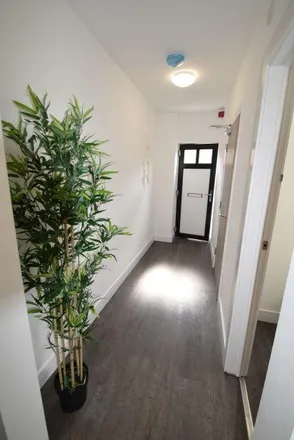 Image 5 - 7 Hills, 283 Ecclesall Road, Sheffield, S11 8NX, United Kingdom - Apartment for rent