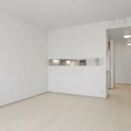 Rent this 4 bed apartment on Kallvikintie 91 in 00960 Helsinki, Finland