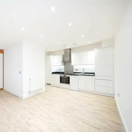 Buy this studio apartment on 23 Glebelands Avenue in London, E18 2AB