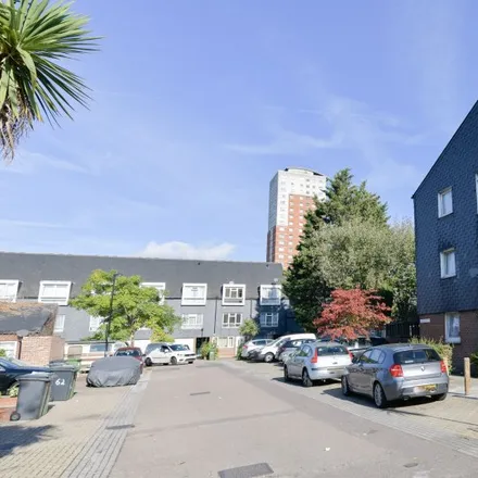 Image 13 - Ludwick Mews, London, SE14 6NG, United Kingdom - Apartment for rent