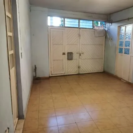 Buy this 9 bed house on Avenida Primavera Poniente 59 in Delegación Centro Histórico, 76150 Querétaro