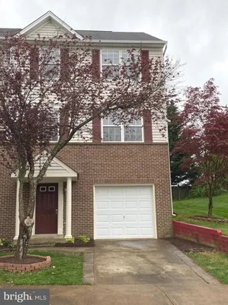Rent this 2 bed townhouse on 73 Sire Way in Warrenton, VA 20186