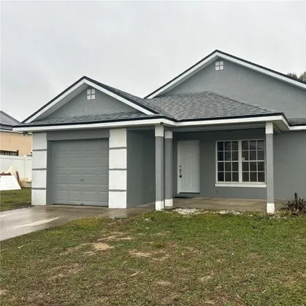 Rent this 3 bed house on 244 Summit Avenue in Lake Wales, FL 33853