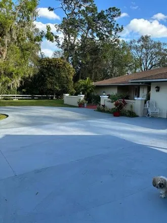 Image 3 - 3329 Golfview Road, Sebring, FL 33875, USA - House for sale