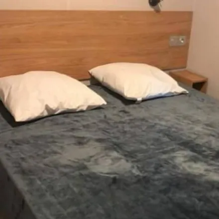 Rent this 3 bed house on 66700 Argelès-sur-Mer