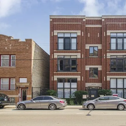 Buy this 4 bed condo on 3057 North Clybourn Avenue in Chicago, IL 60618