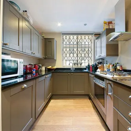 Rent this 5 bed apartment on 15 Queen's Gate Place Mews in London, SW7 5BE