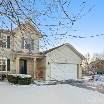 Rent this 3 bed house on 1532 Waterford Road in North Aurora, IL 60542