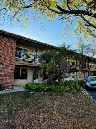 Rent this 1 bed condo on 1257 Drew St