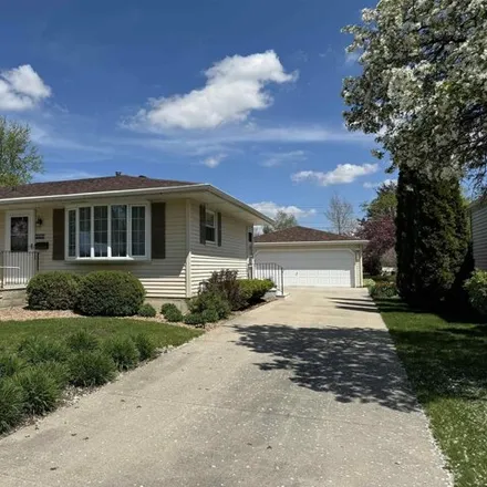 Buy this 2 bed house on 375 Breister Avenue in Fond du Lac, WI 54935