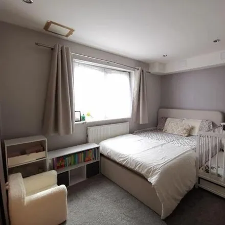 Image 5 - Cannock Court, Hawker Place, London, E17 4EE, United Kingdom - Apartment for sale