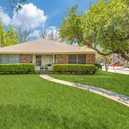 Rent this 2 bed house on 508 East Worth Street in Grapevine, TX 76051