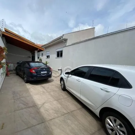 Buy this 6 bed house on Rua Doutor José Pires Fleury in Vila Industrial, Piracicaba - SP