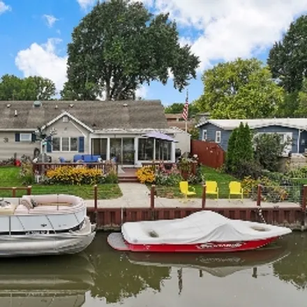 Rent this 1 bed room on 14 South Street in Fox Lake, Lake County