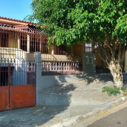 Buy this 5 bed house on C.E.I. 132 - Cecília Pereira Dini in Rua Lourenço Molineiro 200, Jardim Izabel