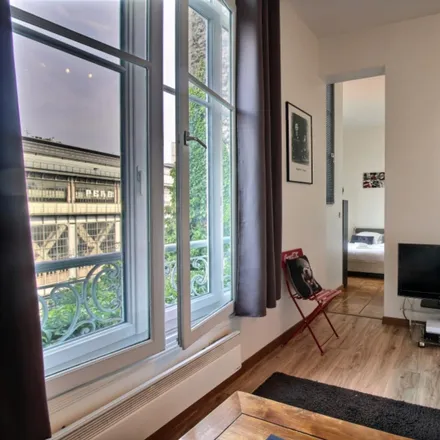 Image 4 - 76 Rue de Rome, 75008 Paris, France - Apartment for rent