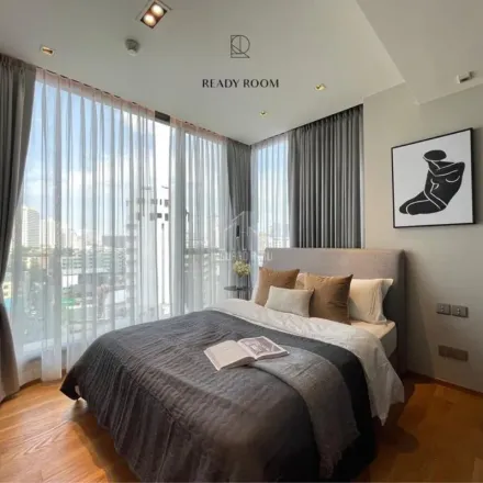 Rent this 2 bed apartment on Bangkok City Hall in Dinso Road, Phra Nakhon District