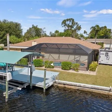 Image 5 - 4218 Harbour Lane, Waterway Estates, Lee County, FL 33903, USA - House for sale