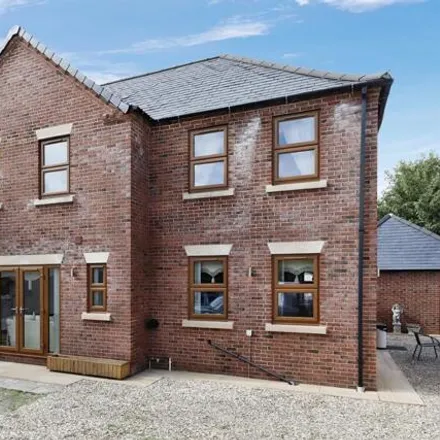 Buy this 5 bed house on Day Nursery in Lincoln Road, Tuxford