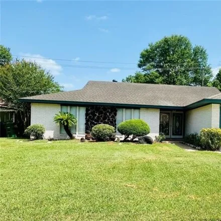 Buy this 3 bed house on 11422 Sagegrove Lane in Houston, TX 77089