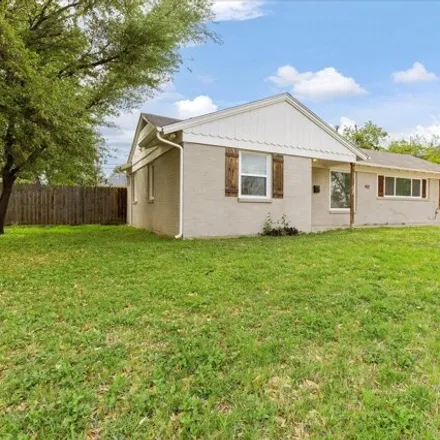 Rent this 3 bed house on 4112 Winfield Avenue in Fort Worth, TX 76129
