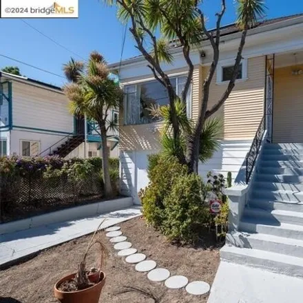 Image 1 - 1218 28th St, Oakland, California, 94608 - House for sale