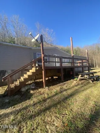 Buy this 4 bed house on Kennemore Lane in Hampton, Carter County