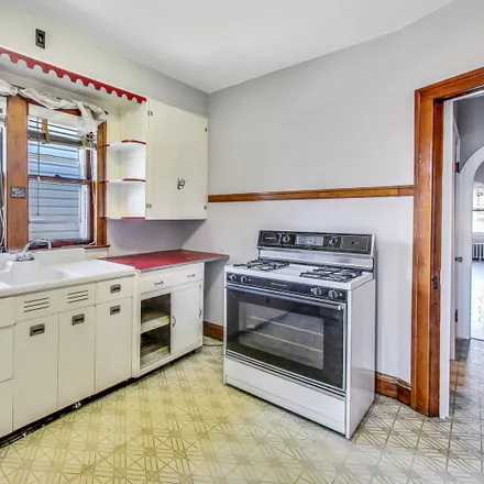 Image 9 - 5117 West Argyle Street, Chicago, IL 60630, USA - House for sale