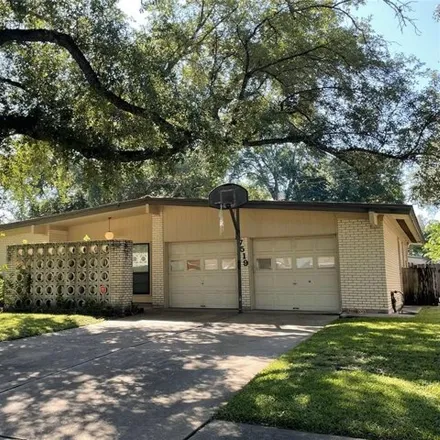 Rent this 3 bed house on 7519 Croton Road in Houston, TX 77036