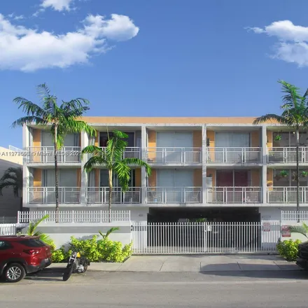 Rent this 1 bed condo on 450 Southwest 3rd Street in Miami, FL 33130