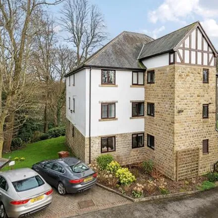 Buy this 3 bed apartment on Oakhampton Court in Leeds, LS8 2JF