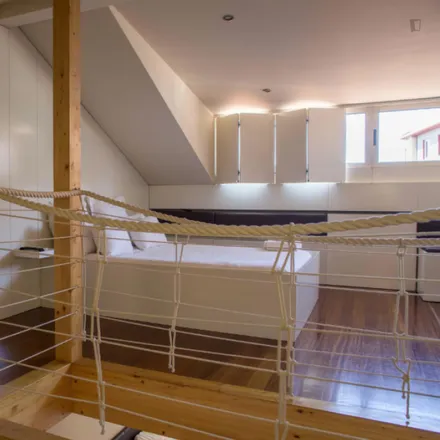 Rent this studio apartment on Rua das Taipas 36 in 4050-599 Porto, Portugal