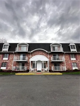 Buy this 2 bed condo on 264 Clubhouse Drive in South Strabane Township, PA 15301