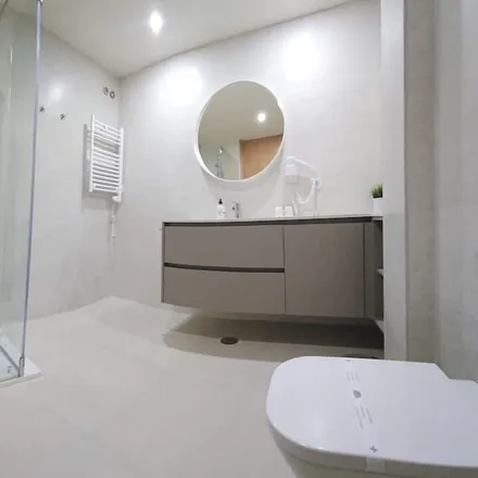 Image 3 - 4150-429 Distrito de Leiria, Portugal - Apartment for rent