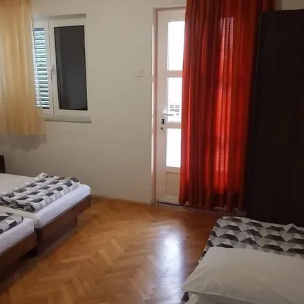 Image 3 - 51250, Croatia - House for rent