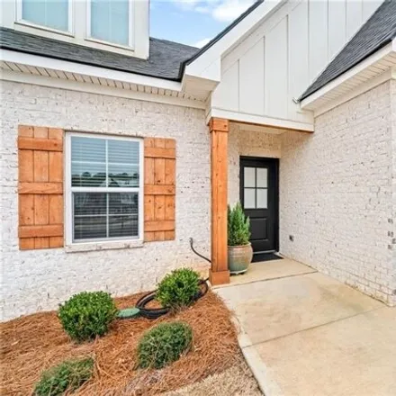Buy this 2 bed townhouse on unnamed road in Auburn, AL