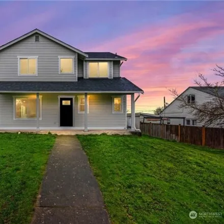 Buy this 4 bed house on 2283 Sherman Street in Tacoma, WA 98404