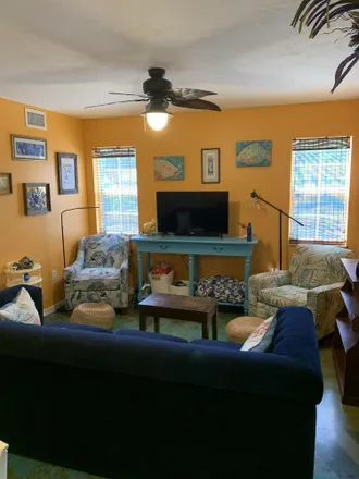 Image 4 - 21 Poinciana Drive, Newport, Key Largo, FL 33037, USA - House for rent