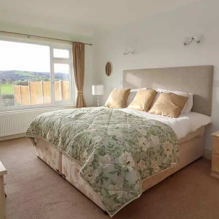 Rent this 4 bed duplex on Conwy in LL28 4LA, United Kingdom