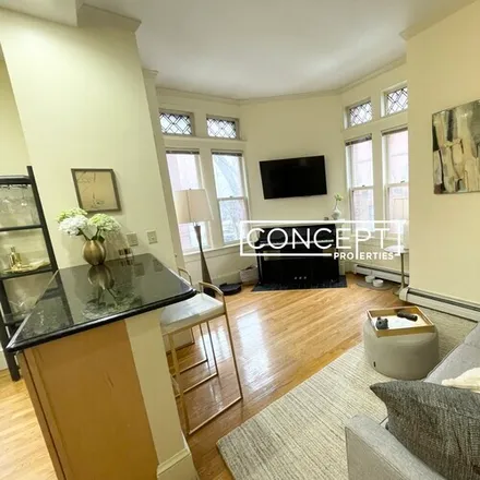 Rent this 1 bed apartment on 195 Commonwealth Ave