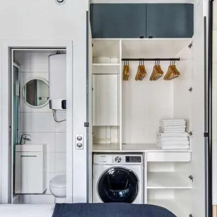 Rent this 1 bed apartment on 49 Avenue Bosquet in 75007 Paris, France