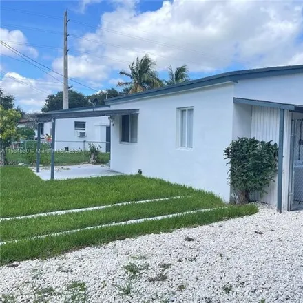 Image 2 - 441 Northwest 95th Street, Pinewood Park, Miami-Dade County, FL 33150, USA - House for rent