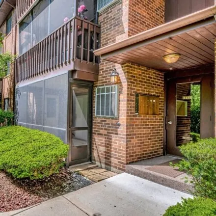 Buy this 2 bed condo on 15125 Quail Hollow Drive in Orland Park, Orland Township