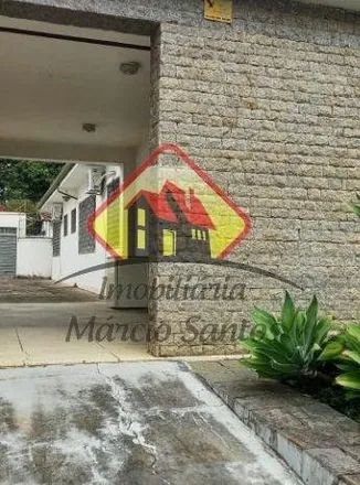 Buy this 4 bed house on Rua do Corrêa in Centro, Taubaté - SP