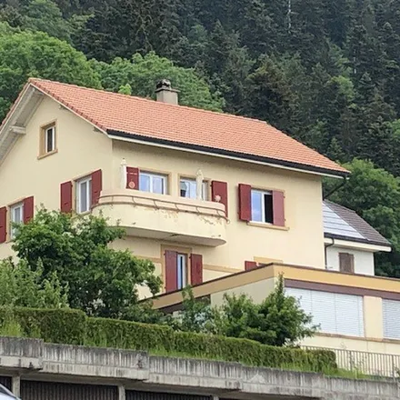Image 2 - Chemin des Crêts 4, 2052 Val-de-Ruz, Switzerland - Apartment for rent