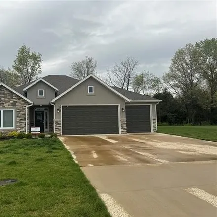 Buy this 3 bed house on unnamed road in Pittsburg, KS 66762