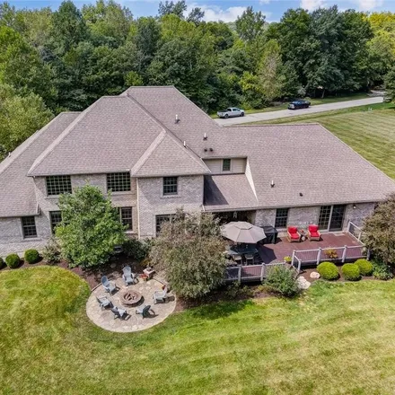 Image 3 - 690 Memorial Drive, Sugarcreek Township, OH 45385, USA - House for sale